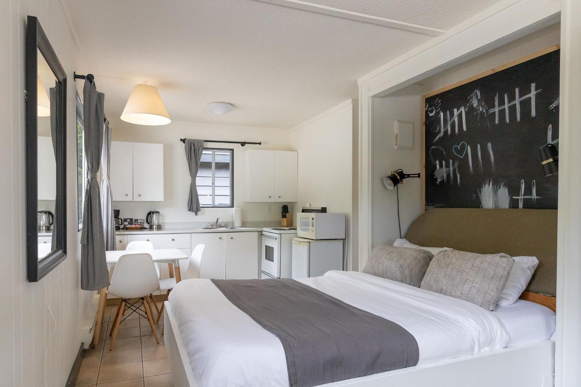 Studio mit Queensize-Bett