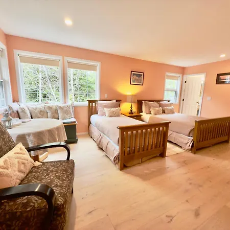 Seafarer Bed & Breakfast-2